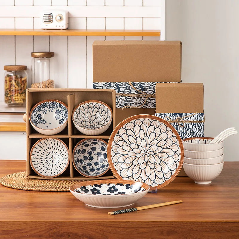 Luxury Baby Adult Dish Ceramic Japanese Style Cute Tableware Set Underglaze Color Process Fruit Food Feeding Bowl Gift Creative