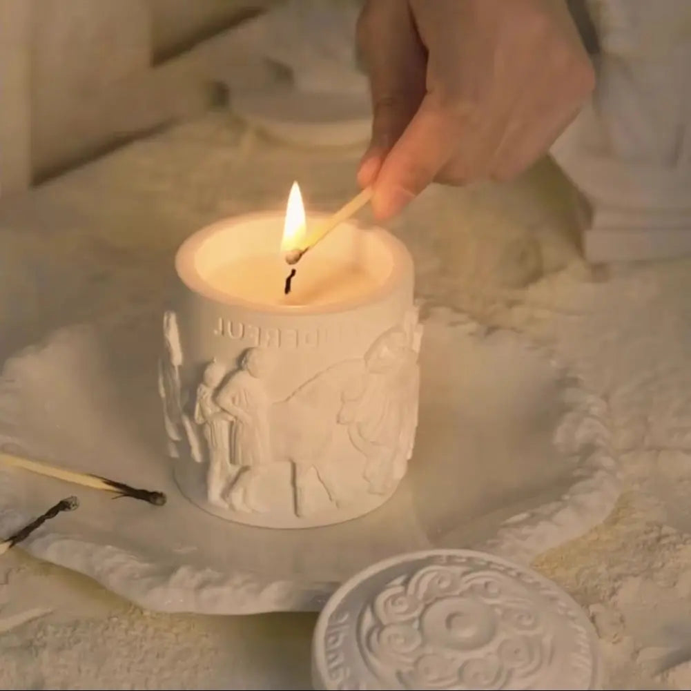 Voltsify Retro Embossed Scented Candle, 7cm Dia x 10.5cm H